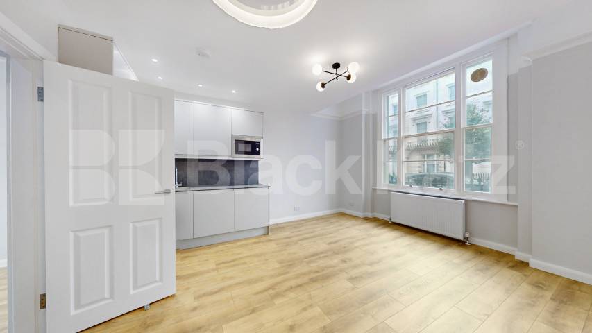 Newly refurbished one bed within walking distance to Paddington & Bayswater Gloucester Terrace, Bayswater
